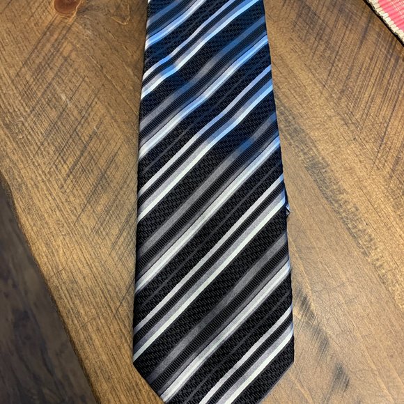 CANALI Black Grey Silver Striped Silk Neck Tie - Picture 5 of 5